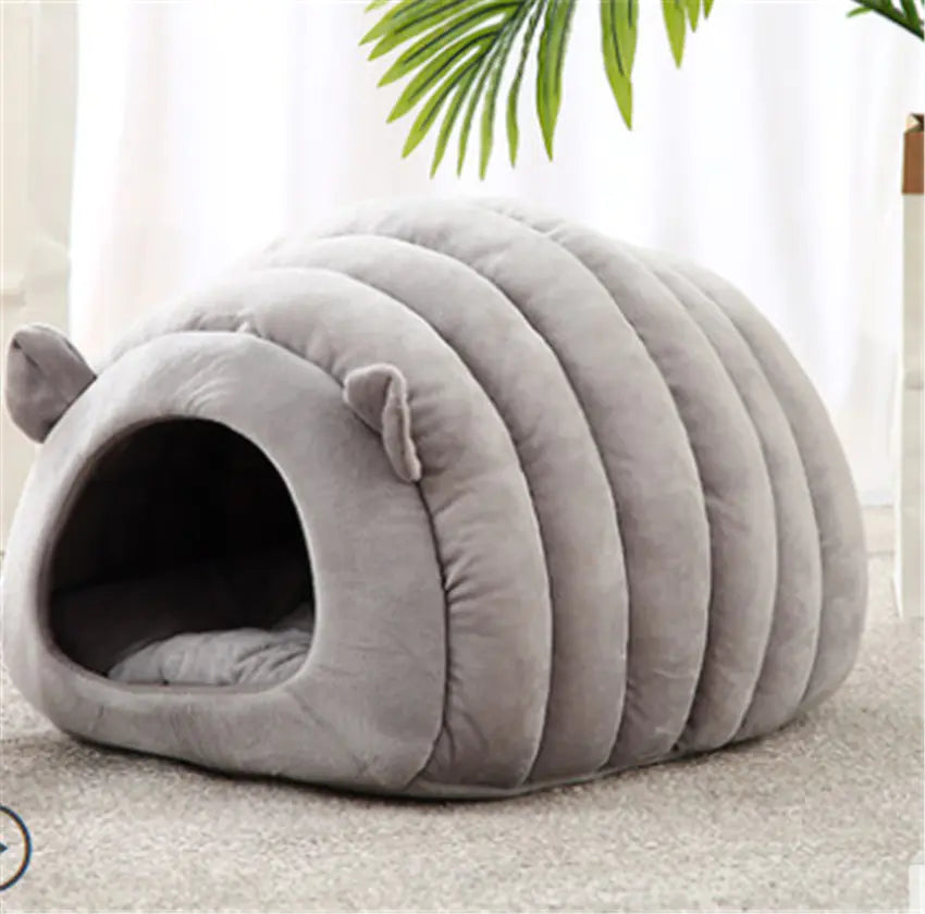 Sheep Bed for Cats - Semi-Enclosed Sleeping Bag