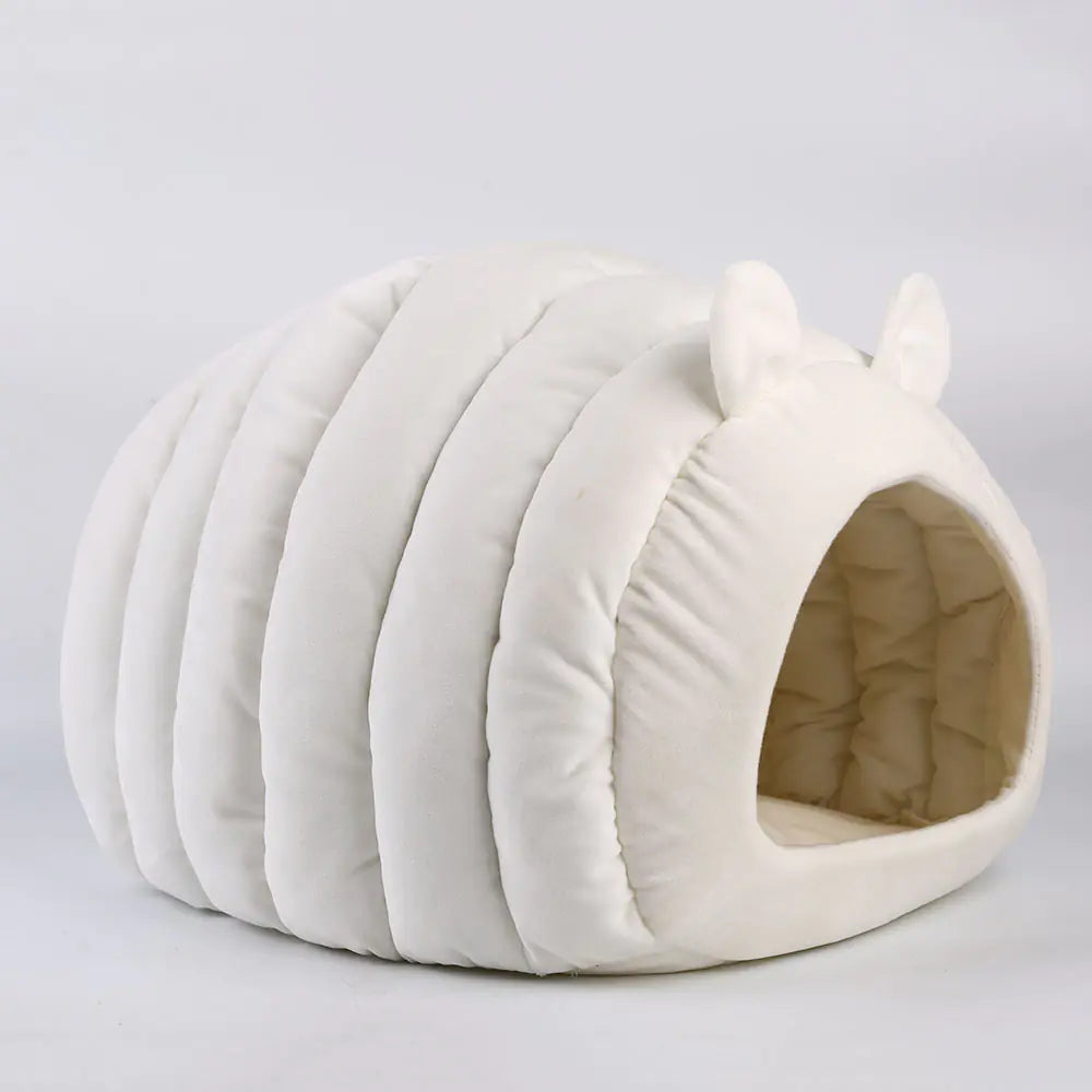 Sheep Bed for Cats - Semi-Enclosed Sleeping Bag